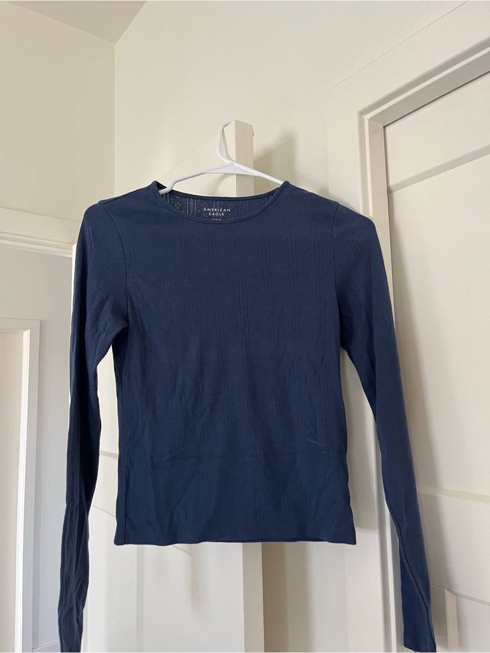 Blue American Eagle long sleeve tee